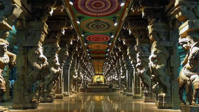 Meenakshi Temple: Discover the Enchanting Marvels of South India